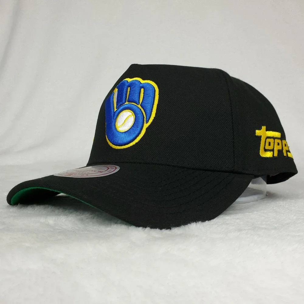 Milwaukee Brewers Mitchell & Ness MLB Pro Fit Snapback Cap Hat 3D Logo Black NWT